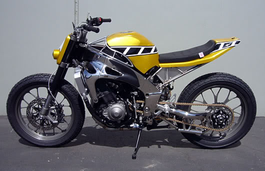 Le tracker de Kenny Roberts version 2011 9942482047