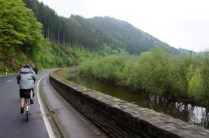 Balade de l'Arbre de mai (quater) : Luxembourg à Aachen par les Pistes cyclables et la Vennbahn [mai 2015] saison 10 •Bƒ - Page 3 Mini_644971Arbremai64