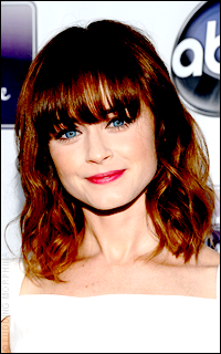 PUDDING MORPHINA ▬ avatars & crackships gifs 112803AlexisBledel02