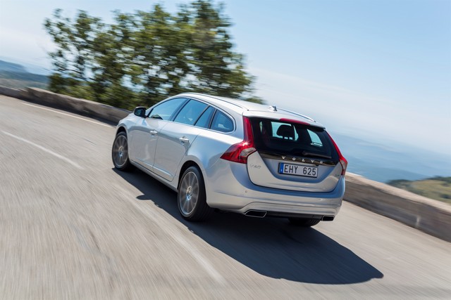 Volvo Dévoile Une Édition Spéciale ‘Översta Edition’ De Ses Deux Modèles Emblématiques S60 Et V60 116567133919VolvoV60