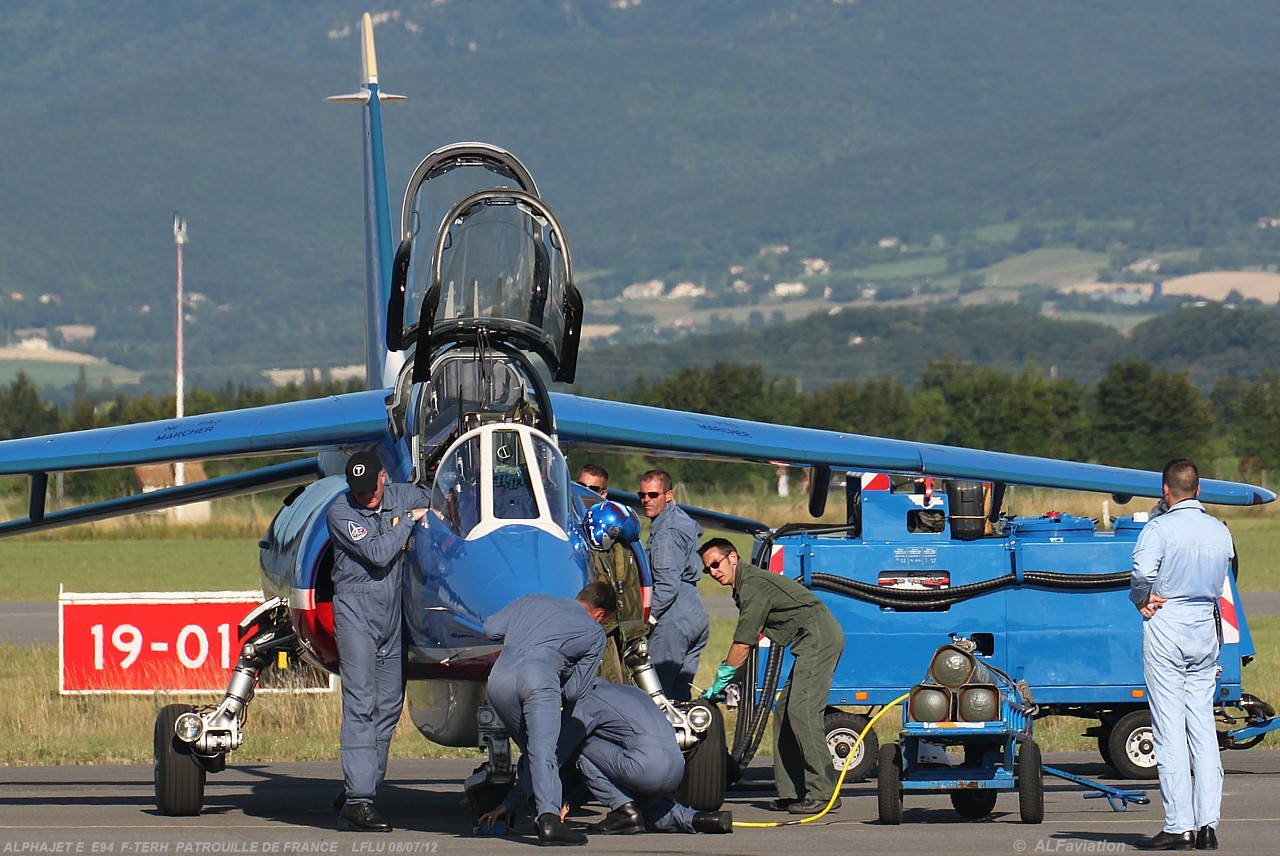 la patrouille de france - Page 42 117611alphajetee94fterhpatrouilledefranceg