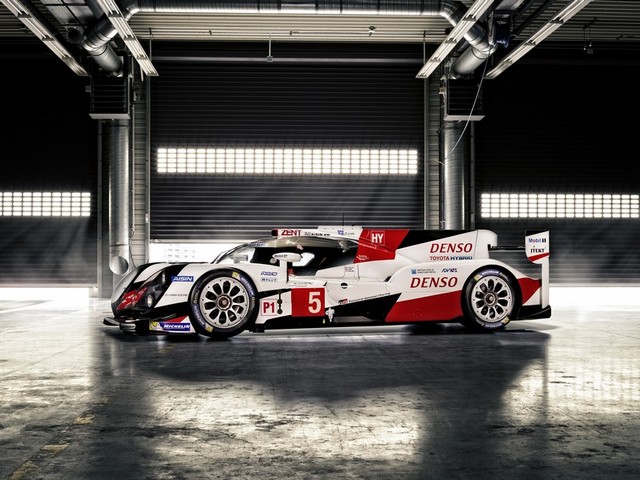 TS050 Hybrid : Nouvelle Voiture, Nouveau Défi Pour Toyota Gazoo Racing 117815TS050Studio5