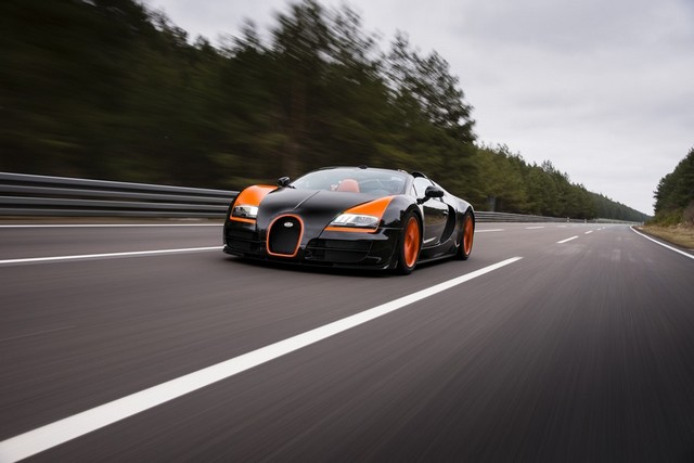  Bugatti Veyron Grand Sport Vitesse roadster: la plus rapide au monde 118922BugattiVitesseWRC15