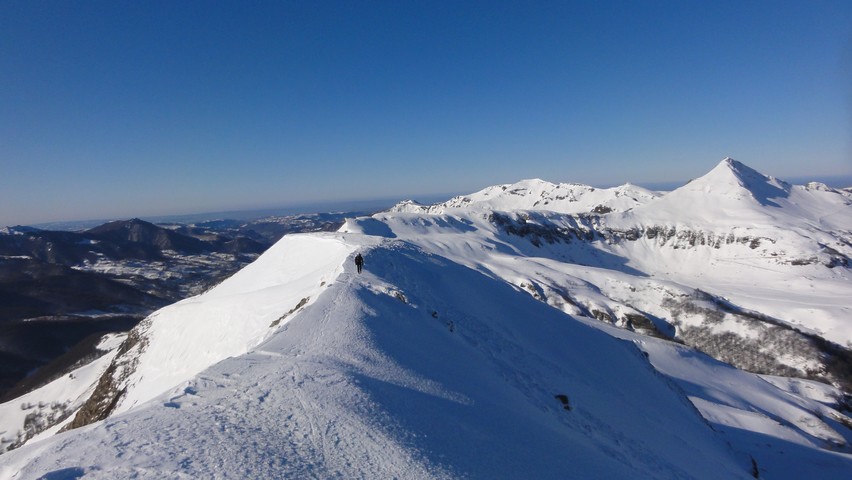 Ascension des monts du cantal en hiver 120817DSC03110