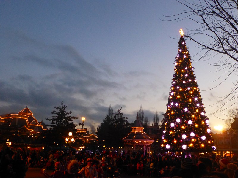 La magie de Noel à DLP. - Page 4 120914306