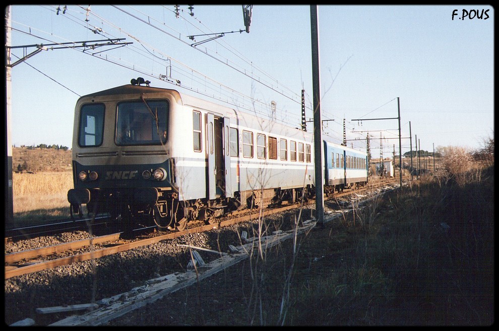 X 2106 à NISSAN 136022Nissan1995