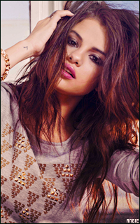 Ma petite galerie des horreurs - Page 13 136153SelenaGomez15