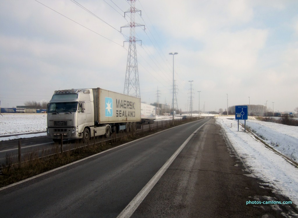 Volvo FH (S) (tous les modèles) - Page 10 137245photoscamions25I2013188Copier