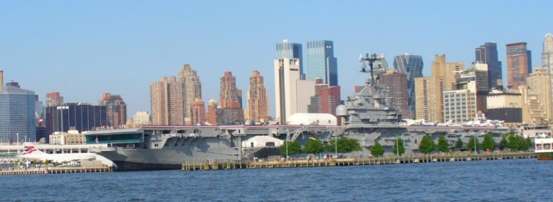 US NAVY PORTE-AVIONS CLASSE ESSEX (1ERE PARTIE) 138489USSIntrepidAirSpaceMuseum2