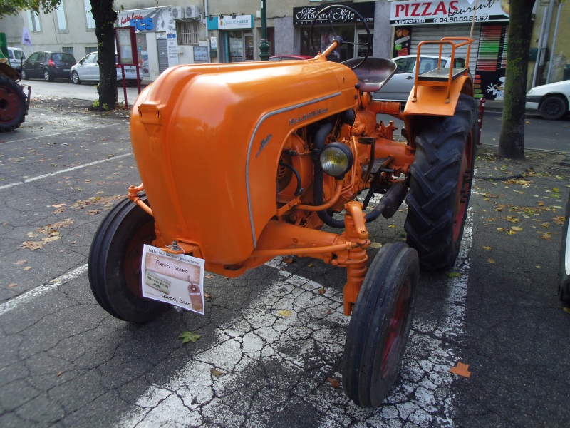 13 - SENAS Fête des vieux tracteurs et vieux métiers le 4 Octobre 2015 141623SENAS2015003