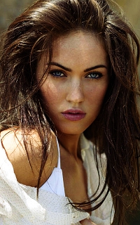 ▬ Megan Fox 1448483710