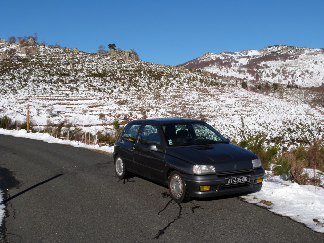 [Clio 16s 1.8l Grise 1992] Thomas 147294P1010868