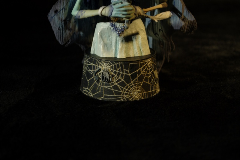 La collection du Mathou - Page 6 153036Corpsebride4