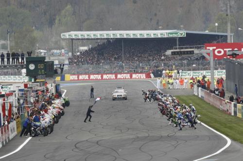 24 Heures du Mans moto (19 20 avril 2008) 157632482Start20Race201