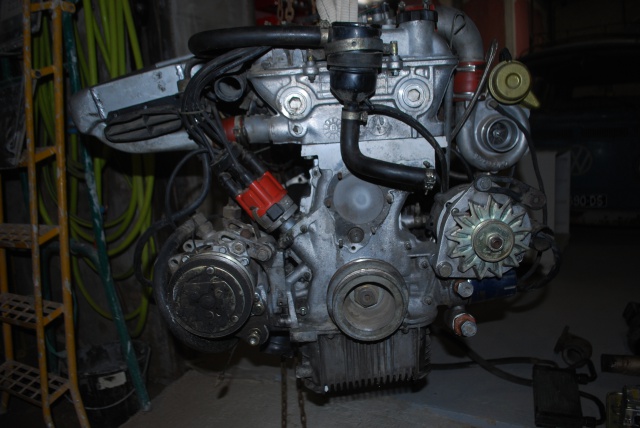 moteur de 75 turbo ou 164 turbo dans coupé bertone 160935DSC0083