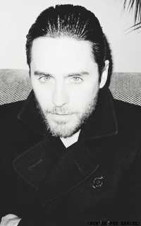 Jared Leto - Page 2 167121J86