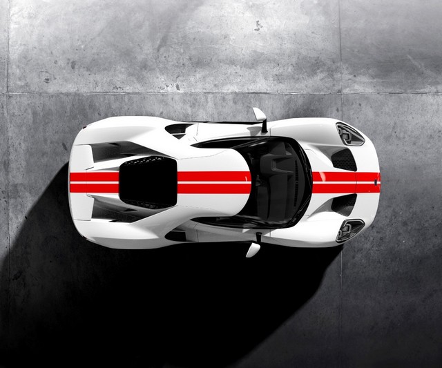 Ford lance le processus de commande de sa nouvelle Ford GT sur FordGT.com 169254FrozenWhiteFordGTRaceRedStripeOverhead