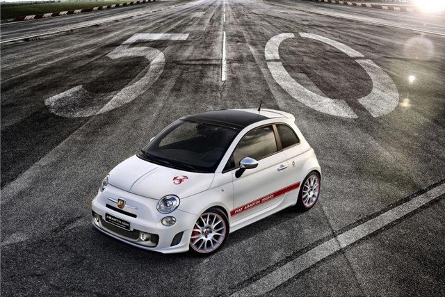 Présentation à Francfort de l'Abarth 595 « 50ème anniversaire »  171885AB59550Anniversario02