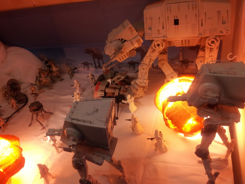 DIORAMA DE LA BATAILLE DE HOTH 180960DIORAMAHOTH9