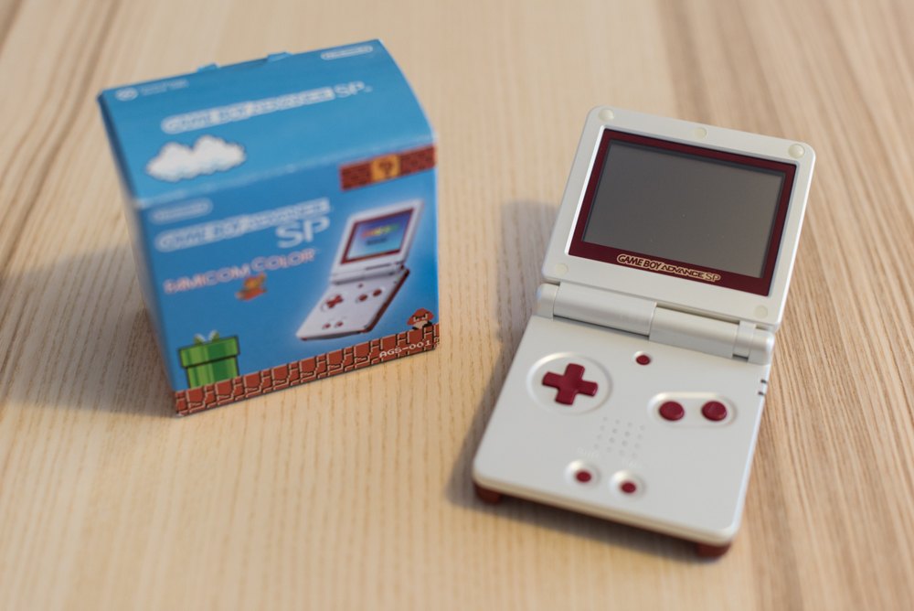 NINTENDO FAMICOM MINI 2004 : Nintendo fête les 20 ans de la FAMICOM 181473DSC3382