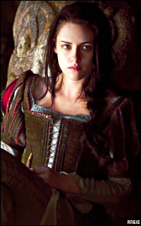 Ma petite galerie des horreurs - Page 8 181944KristenStewart1