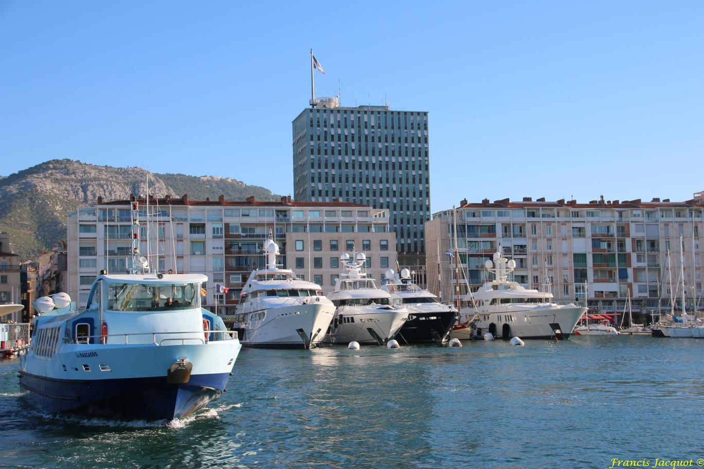 [Les Ports Militaires de Métropole] Visite de la rade de Toulon - Page 6 182418195