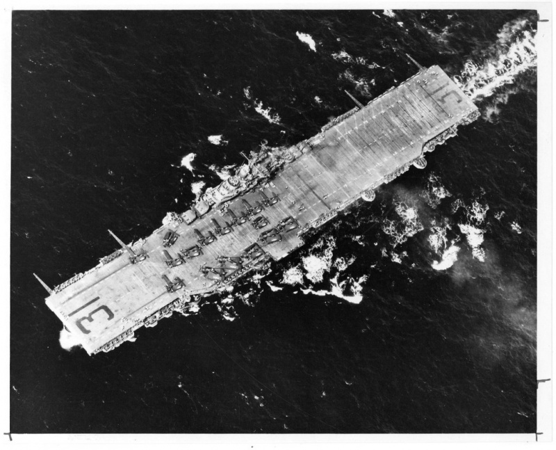 US NAVY PORTE-AVIONS CLASSE ESSEX (3EME PARTIE) 184658USSBonhommeRichardCV31Pacifiquemai1945