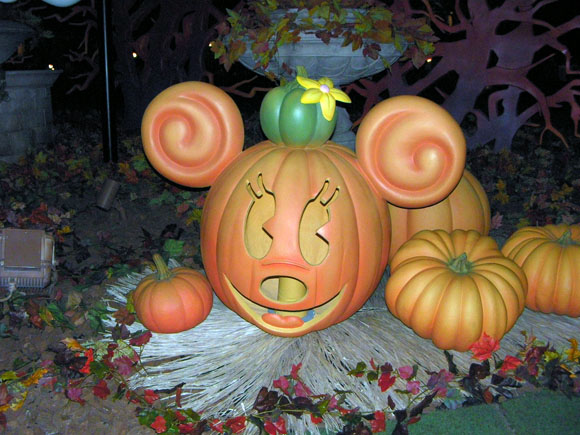 TOKYO DISNEYLAND: Halloween 185491deco2