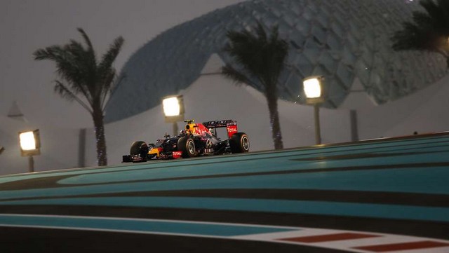 Renault - Compte-Rendu Du Grand Prix D'abou Dhabi 2015  1909841339c86e220d6589d48431994a43a31d