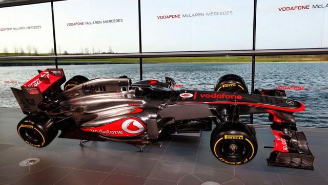 F1 2013 : McLaren dévoile sa MP4-28  1914262013McLarenMercedesMP4286