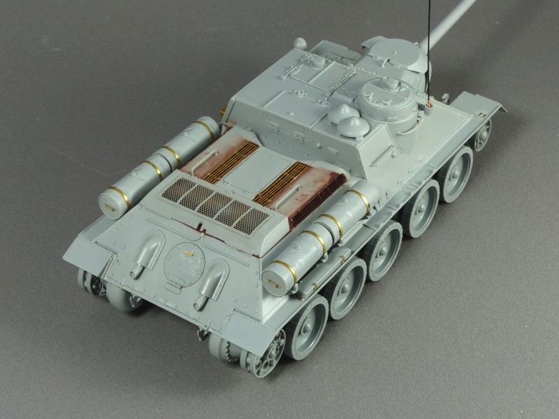 SU-100 - DRAGON 1/35 - Page 2 193296P1020839