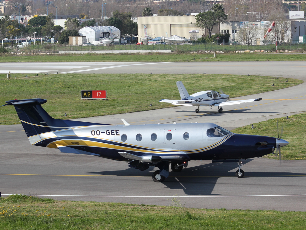 Aeroport Cannes - Mandelieu LFMD MARS 2014 200497IMG3026