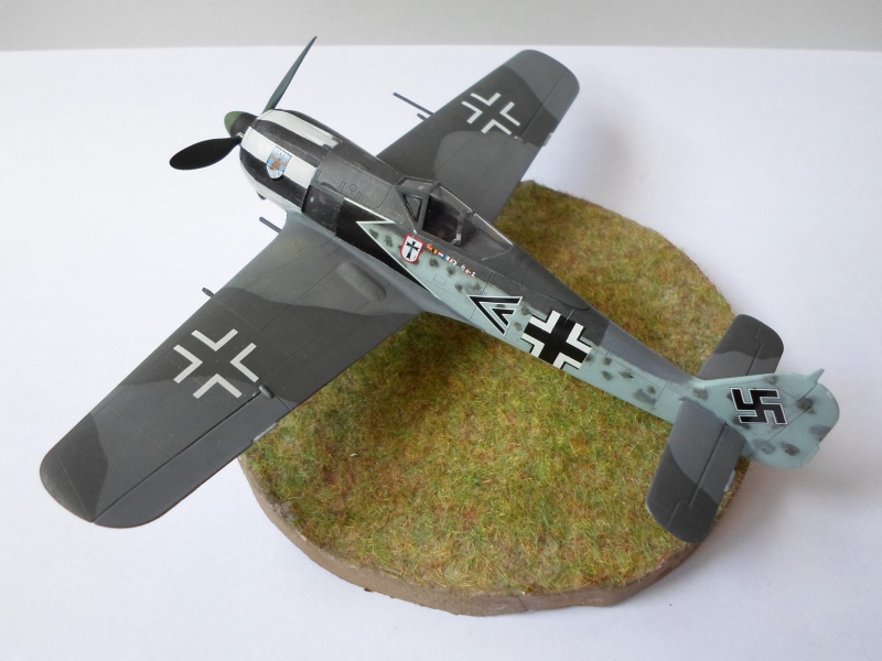  [ZVEZDA] Fw190A-4 FINI réédition du 1er post pour le classage 206397SAM1328