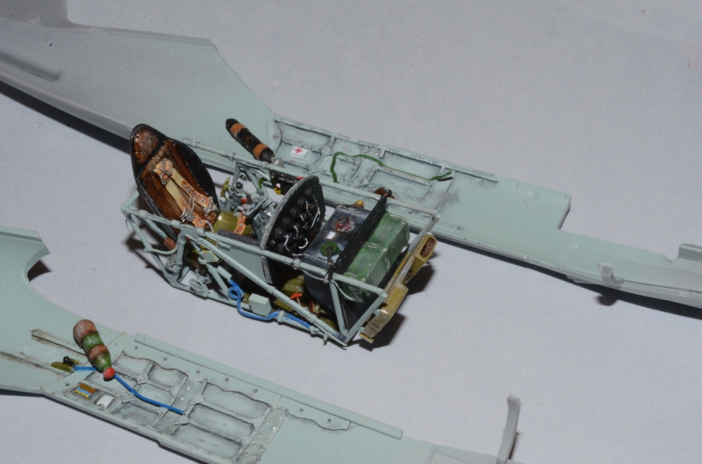 MIG-3 ICM & Trumpeter 1/48eme (Trumpeter fini!) - Page 4 214587DSC691401