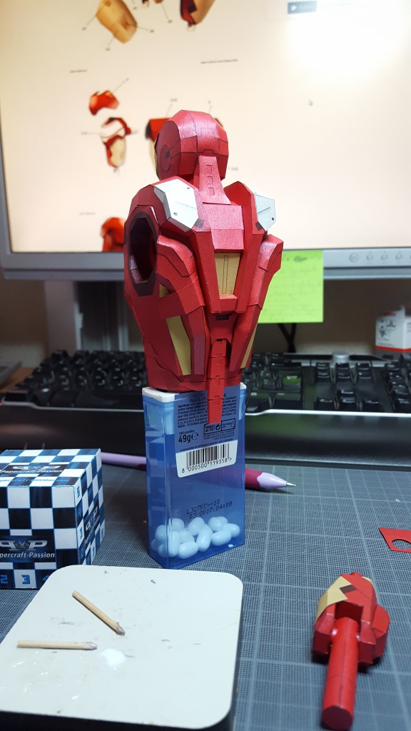 [Terminé page 2] Iron Man Mark VII Paper Replika 21758020160915154033