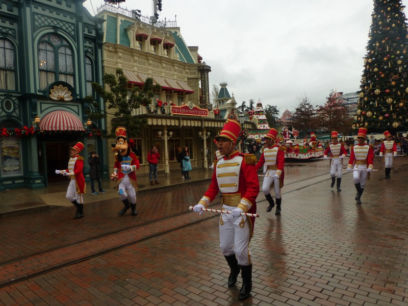 Trip Report d'une journée drôlement effrayante le 8 octobre pour Halloween et TR d'un séjour au Cheyenne les 19 et 20 novembre pour Noël :) - Page 3 218332P1240767