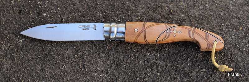 Opinel "custom" 2013 made in Frank - Page 11 224122IMG2389