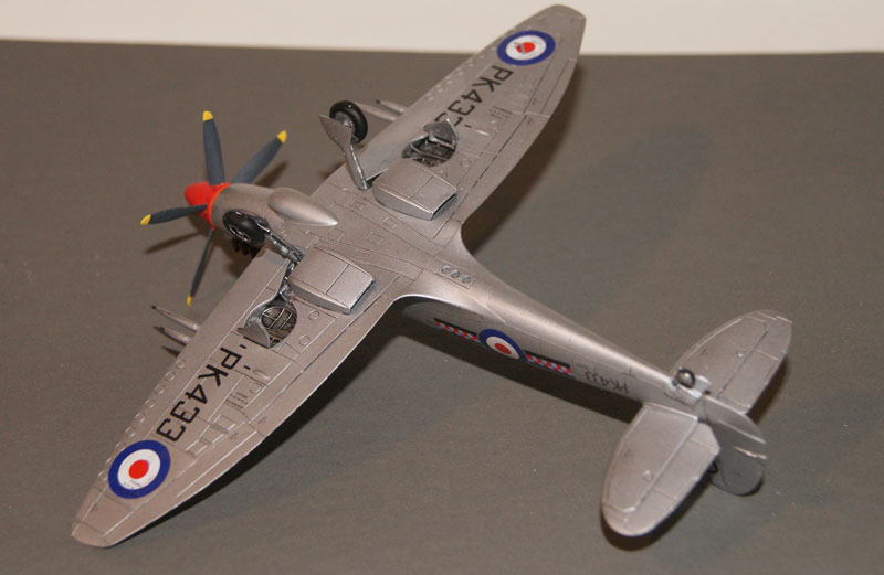 Airfix Spitfire F MK22 1/72 226780sipt2220