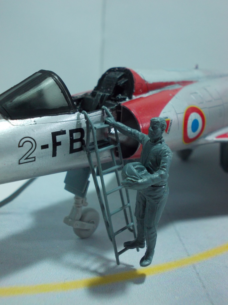 Mirage III C (Eduard - 1/48) + peinture Xtrème métal - Page 3 230244M47