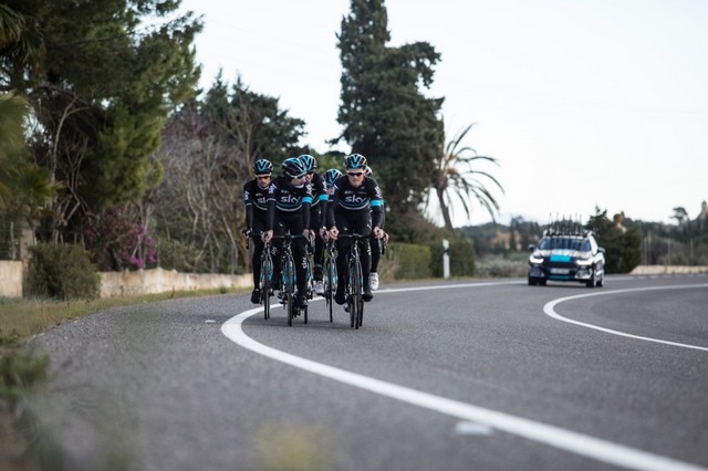 Ford devient le fournisseur automobile exclusif de l’équipe cycliste professionnelle Team Sky 230556IMG6615