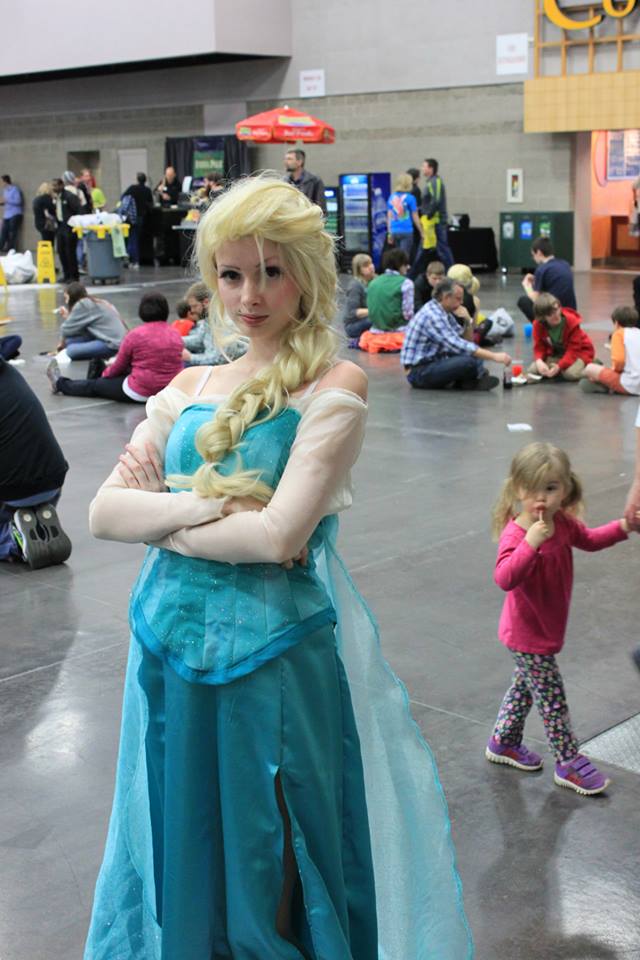 Cosplay 234305portlandwizardworldcomiccon2014elsacosplaybypastelpoptartd758u5v