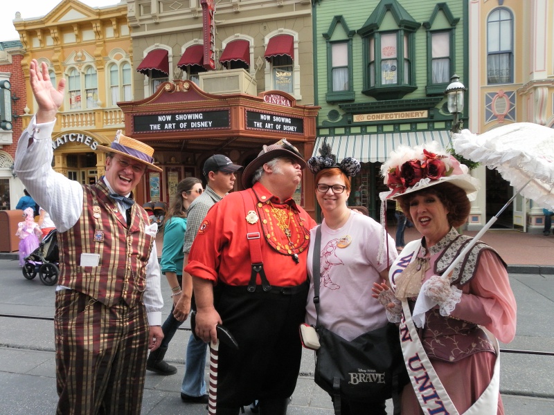 [DLP] Manque-t-il quelque chose dans Main Street U.S.A ? - Page 2 234558SAM3994