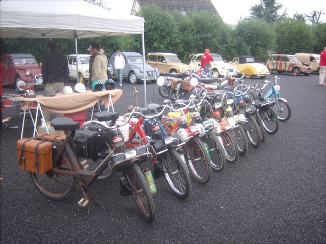 Domjean (Manche 50) Viking Club 2CV (14éme Rencontre du 19 juin 2011)  234690Jun2879