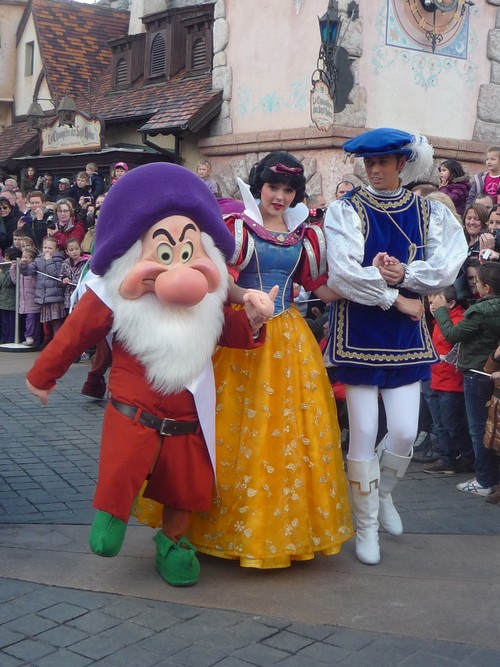 Photos avec les Personnages Disney - Page 26 237120P1230535