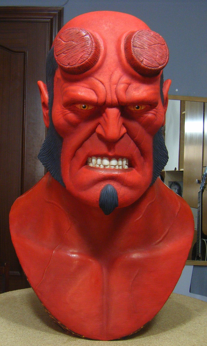 Hellboy buste ( life size) - Page 3 23886150HB7