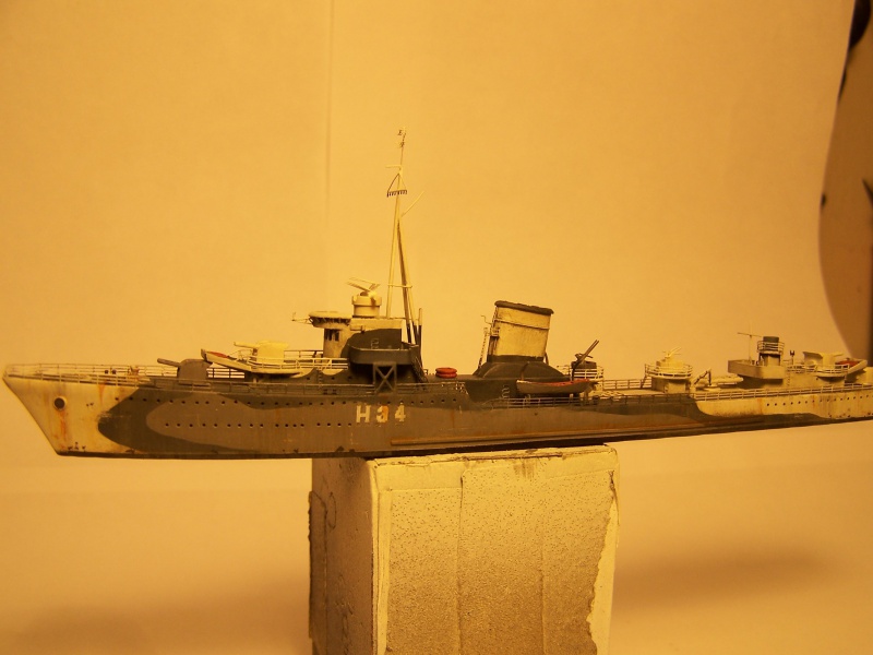 Hms Blyskawika 1943  Scratch 1/600 - Page 4 239267HmsBlyskawika034