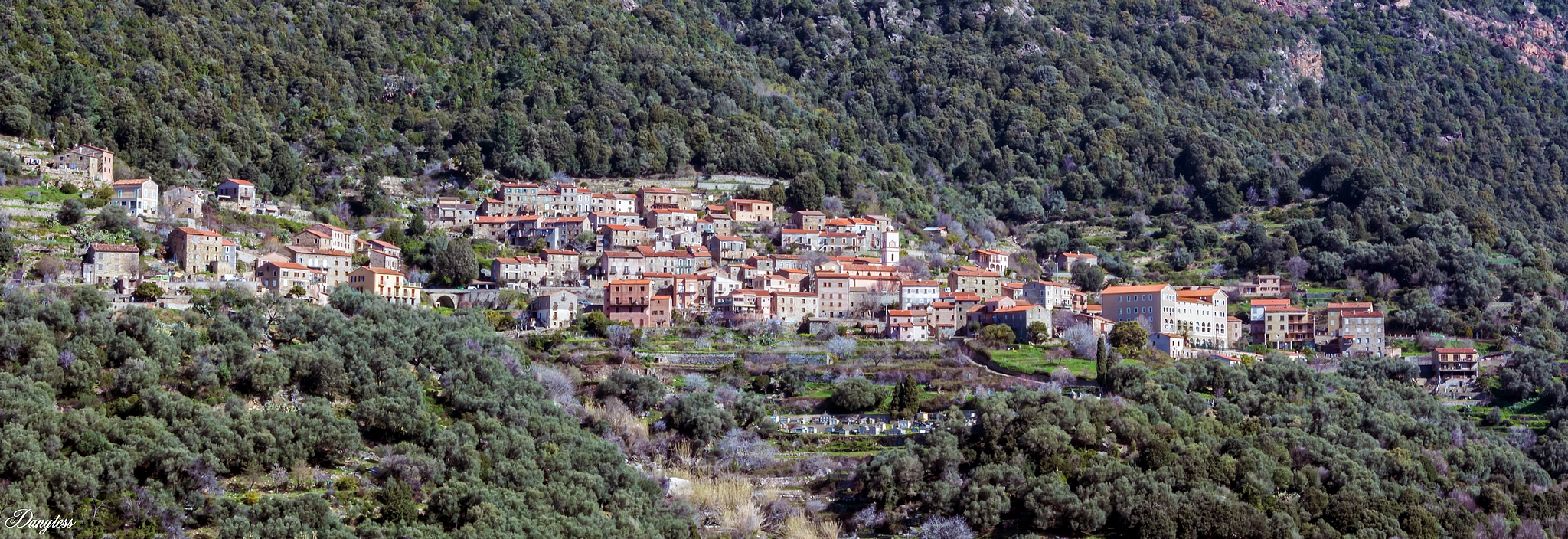 Villages Corse 243327DSC4407