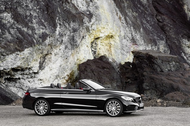 La nouvelle Mercedes-AMG C 43 4MATIC Cabriolet 24437716C104031