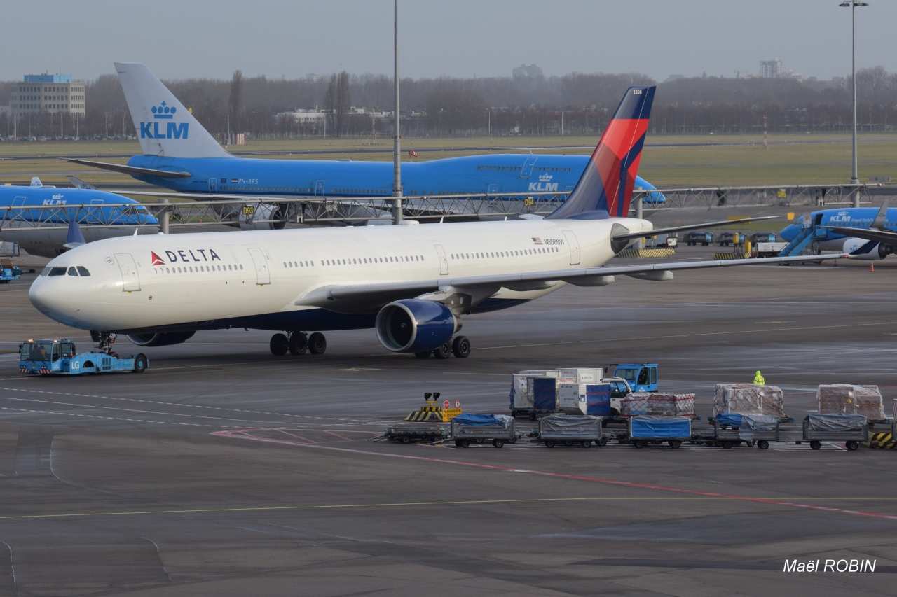 Amsterdam Schipol (AMS-EHAM) Décembre 2016 250892DSC0158