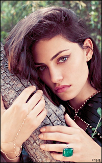 Ma petite galerie des horreurs - Page 9 252555PhoebeTonkin4